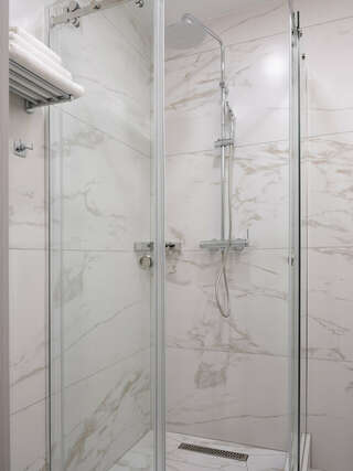 Гостиница 7 Дорог Иркутск Джуниор Сюит Семейный 2 комнатный-11