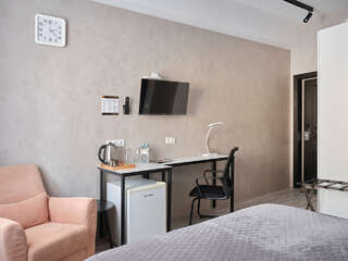 Гостиница 7 Дорог Иркутск Номер первой категории (Стандарт двухместный с 1 кроватью)-3