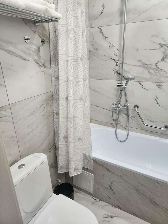 Гостиница 7 Дорог Иркутск-72